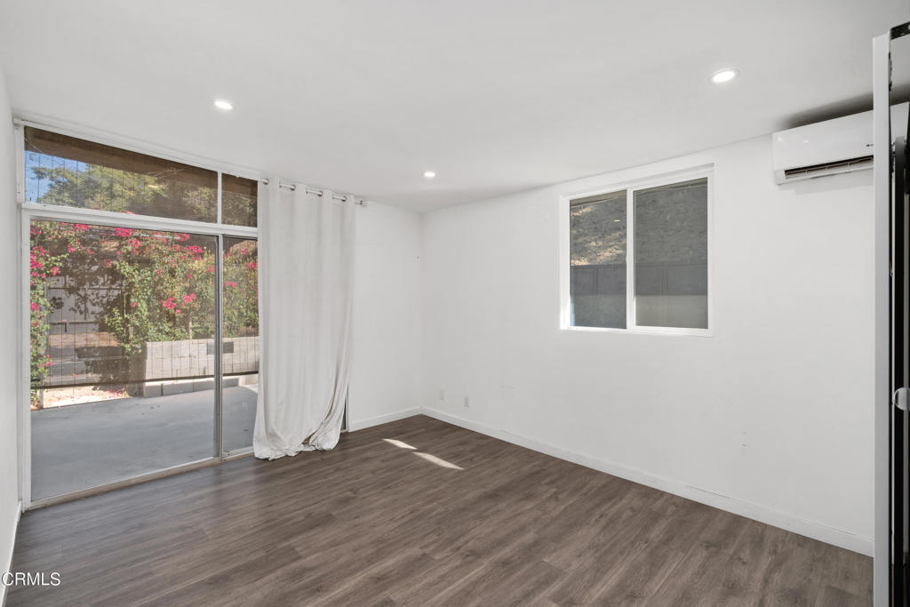 9850 Wentworth Street