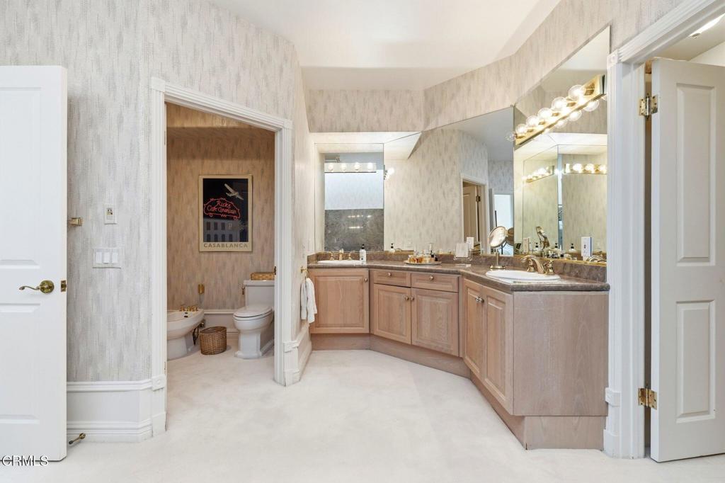 2317 Canyonback Road