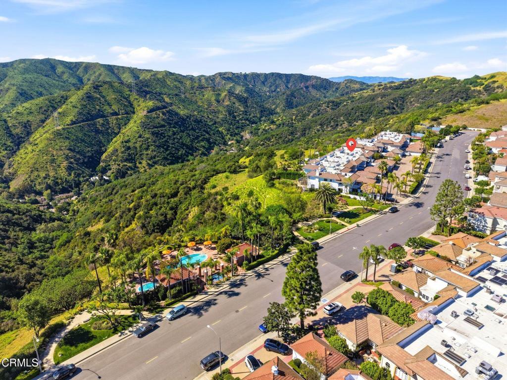 2317 Canyonback Road