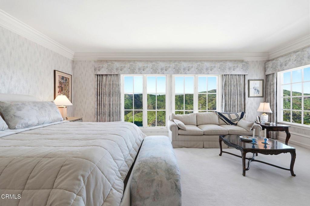 2317 Canyonback Road