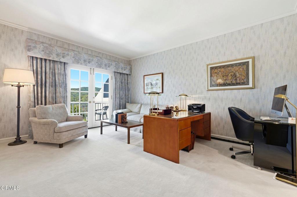 2317 Canyonback Road