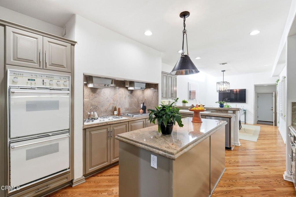 2317 Canyonback Road