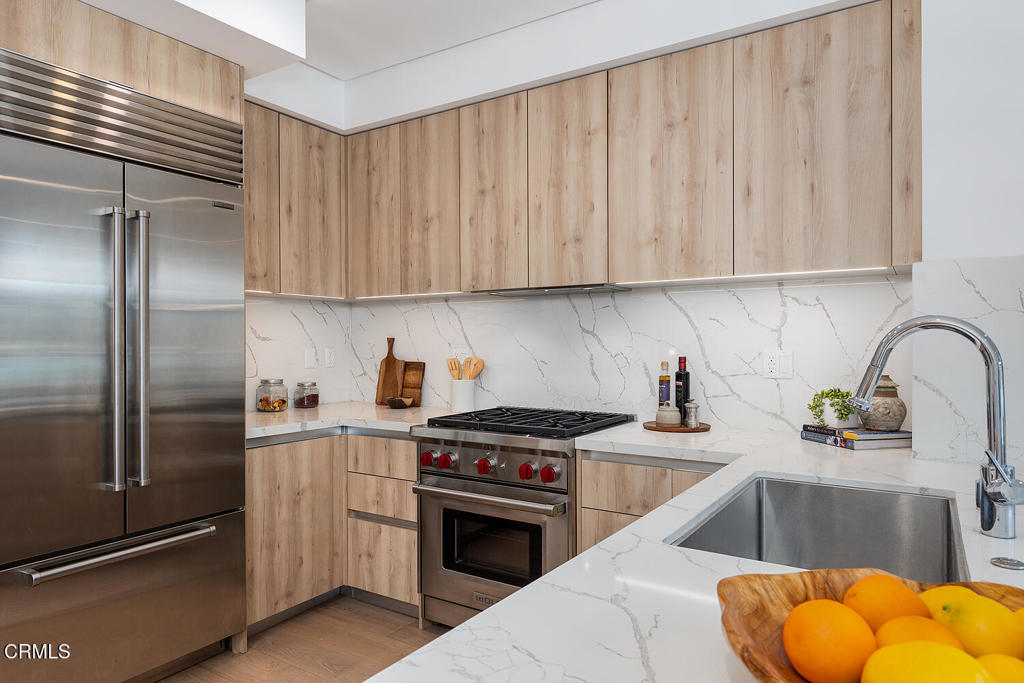 399 E Del Mar Boulevard 107