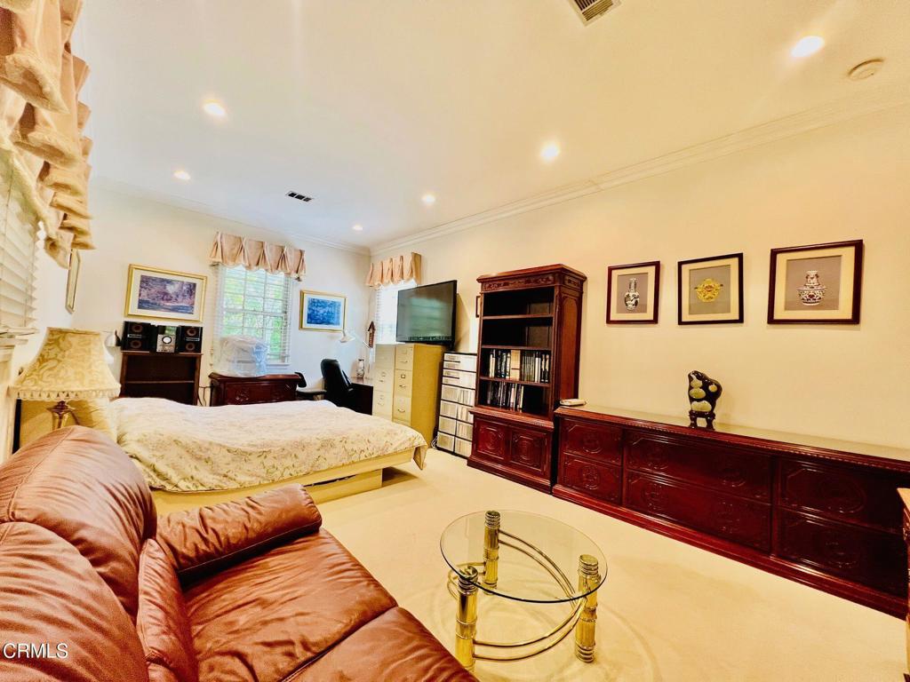 2156 El Molino Place