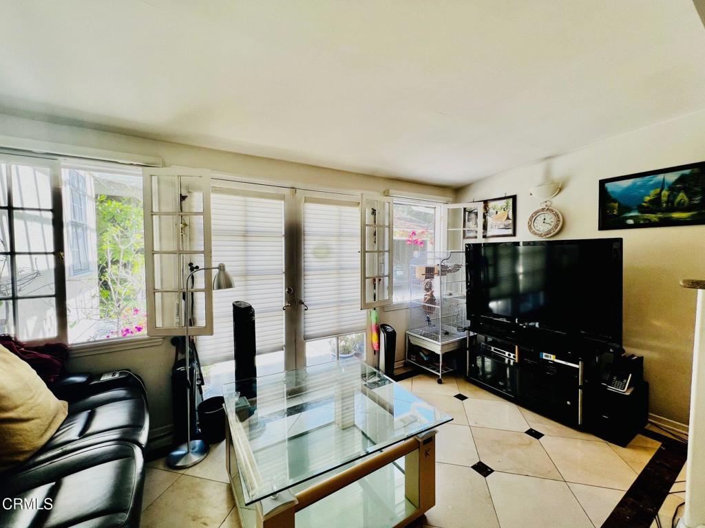 2156 El Molino Place