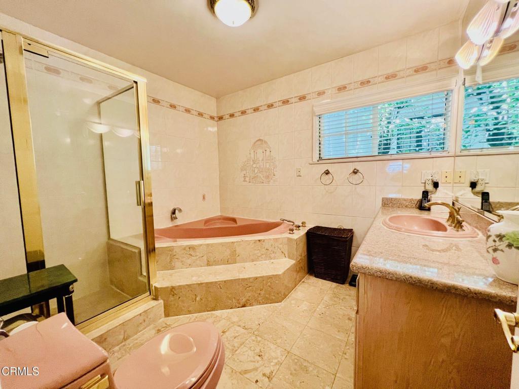 2156 El Molino Place