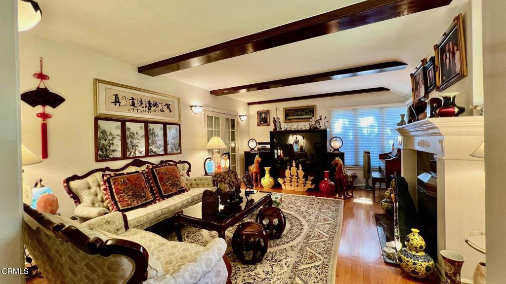 2156 El Molino Place