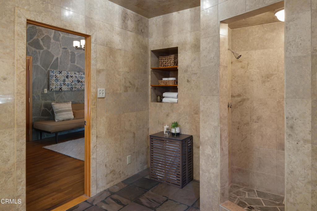 1541 Chickasaw Avenue