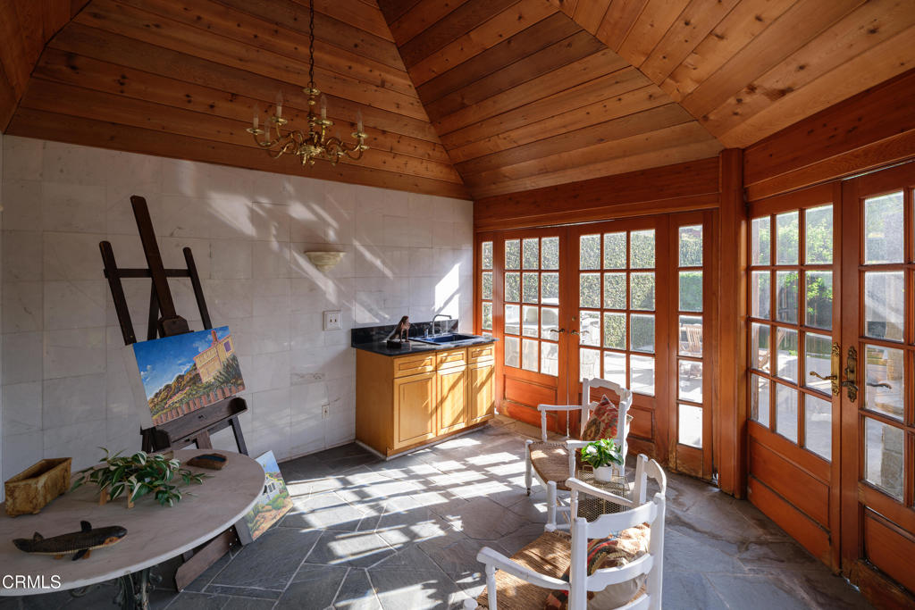 1541 Chickasaw Avenue