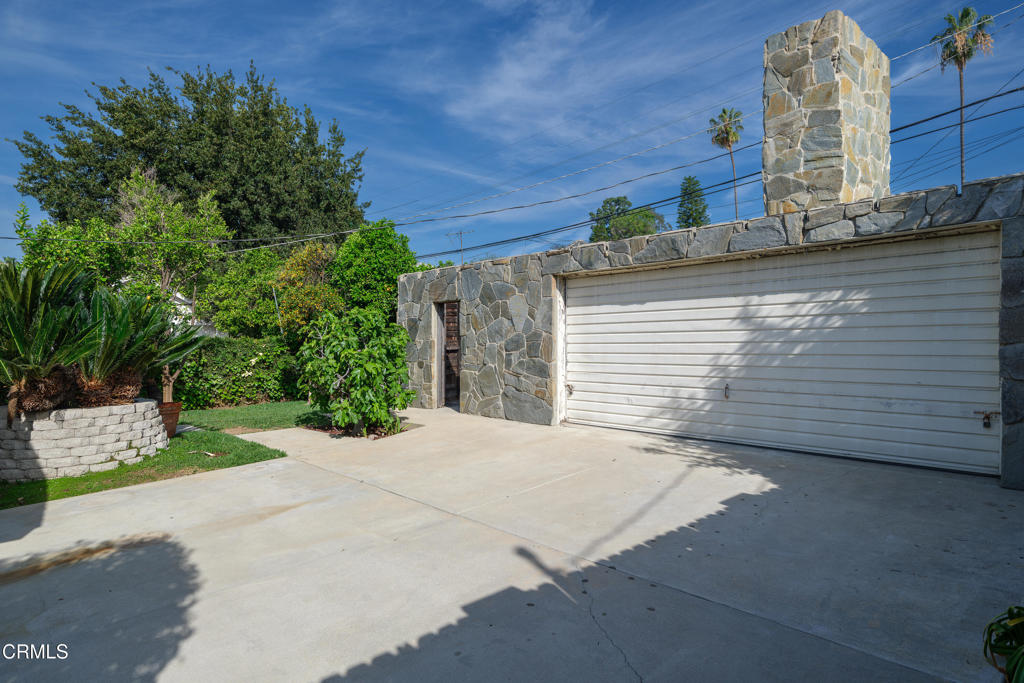 1541 Chickasaw Avenue