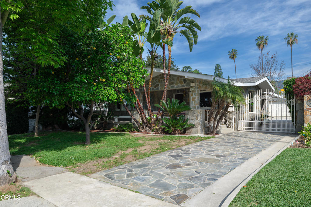 1541 Chickasaw Avenue