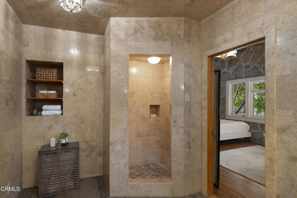 1541 Chickasaw Avenue