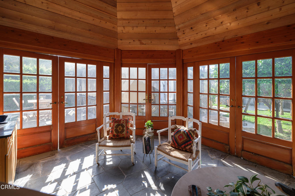 1541 Chickasaw Avenue