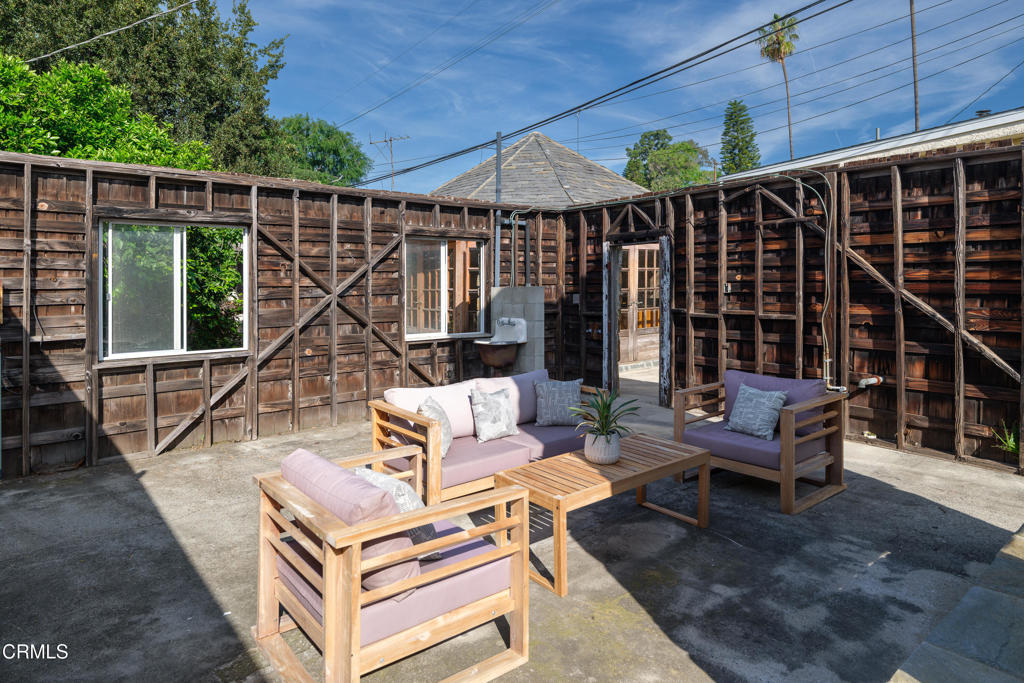 1541 Chickasaw Avenue