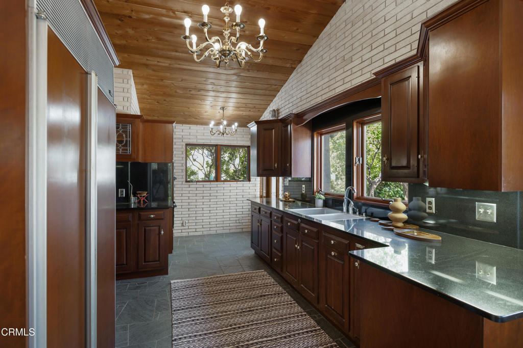 1541 Chickasaw Avenue