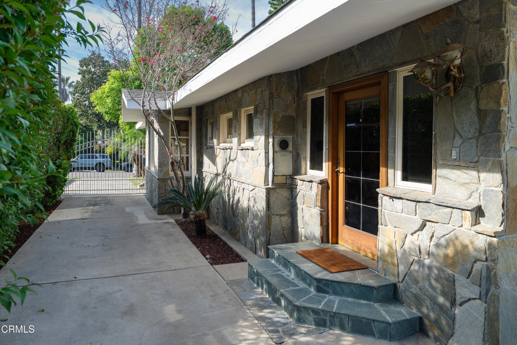 1541 Chickasaw Avenue