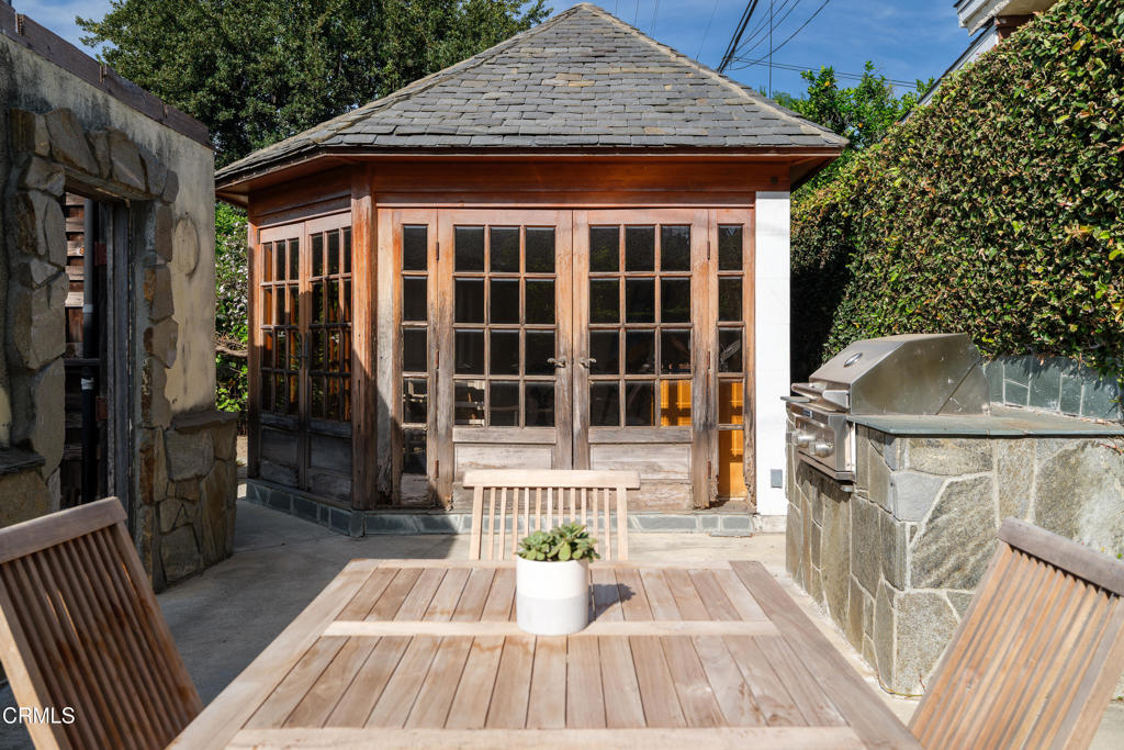 1541 Chickasaw Avenue