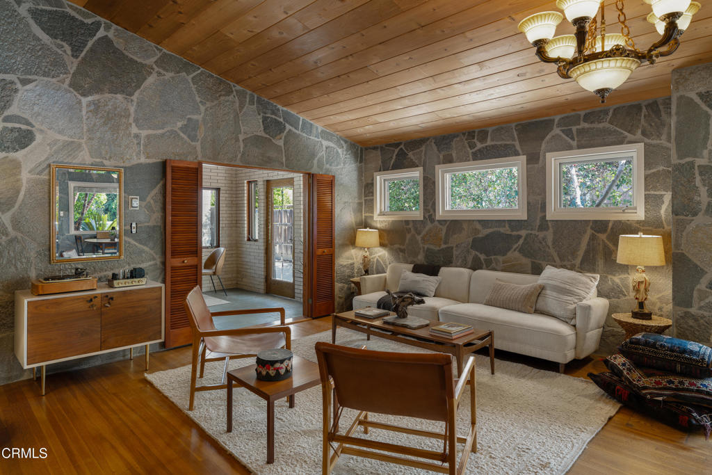 1541 Chickasaw Avenue