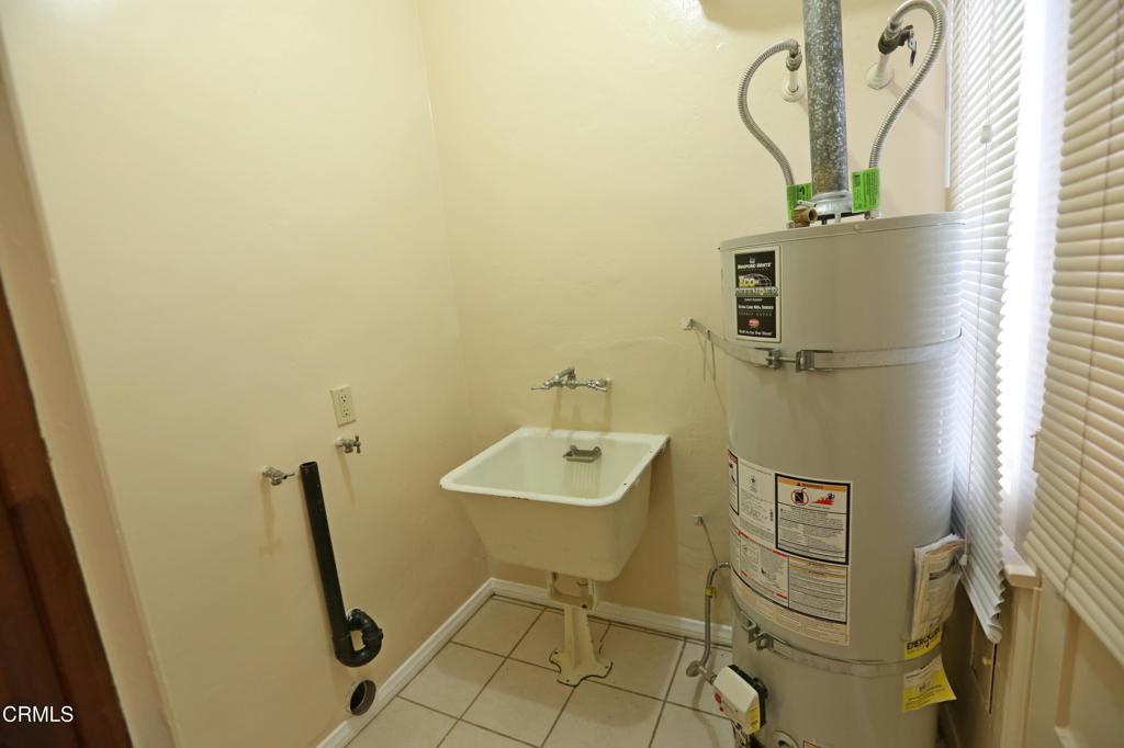 126 S Olive Avenue D