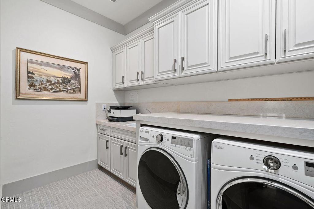 100 S Orange Grove Boulevard 302