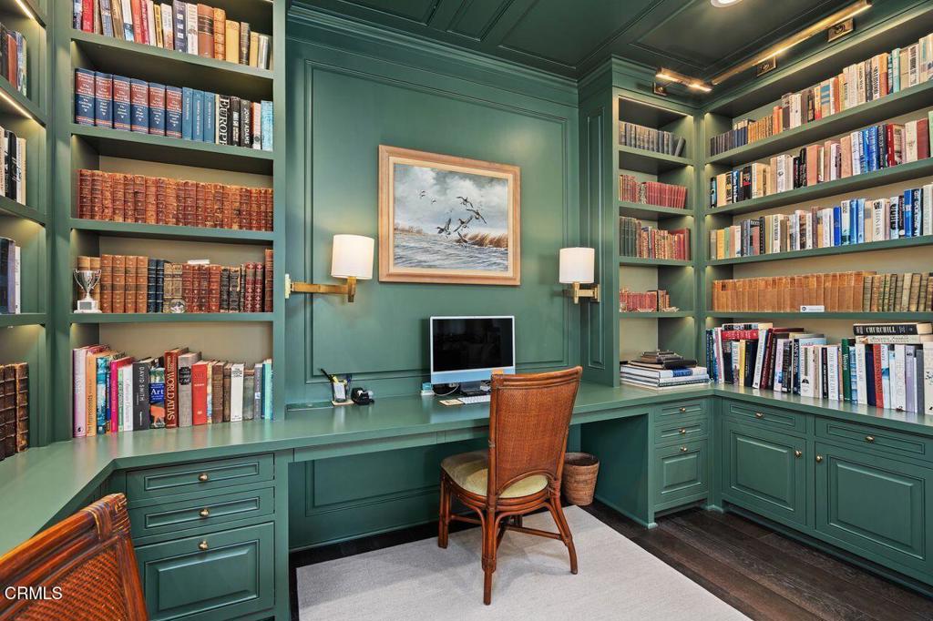 100 S Orange Grove Boulevard 302