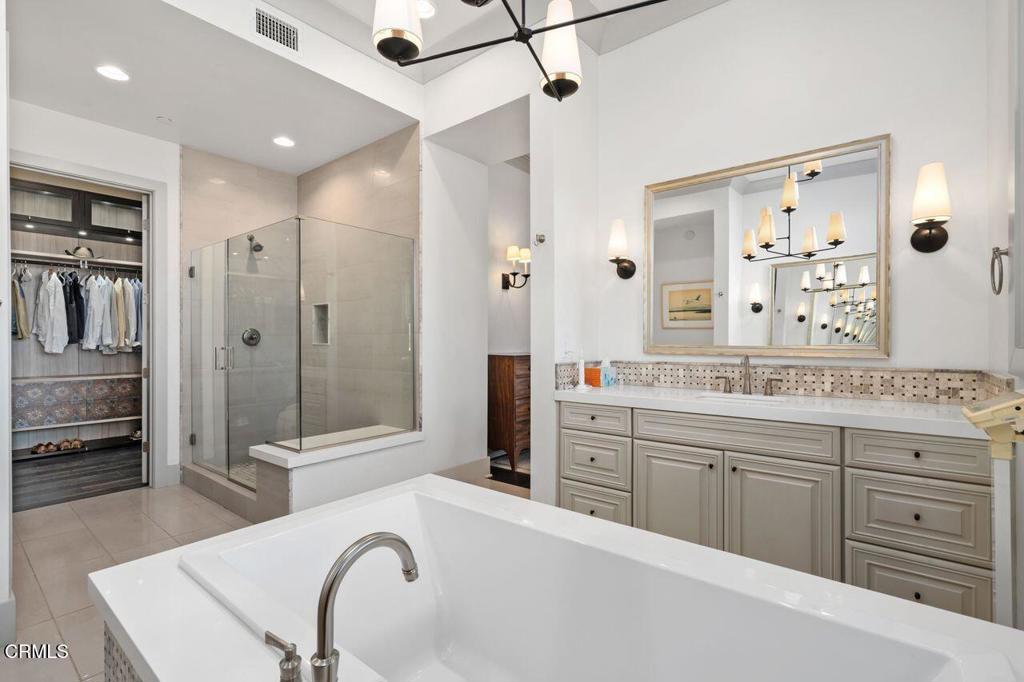 100 S Orange Grove Boulevard 302