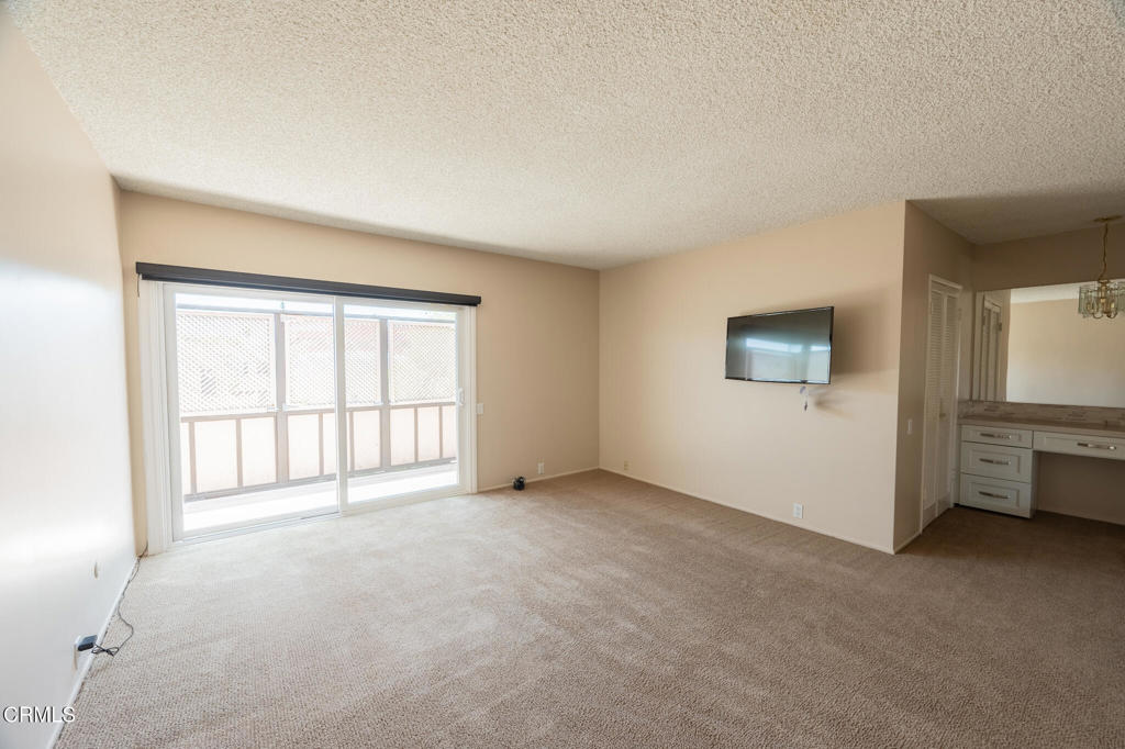 105 N Almansor Street 6