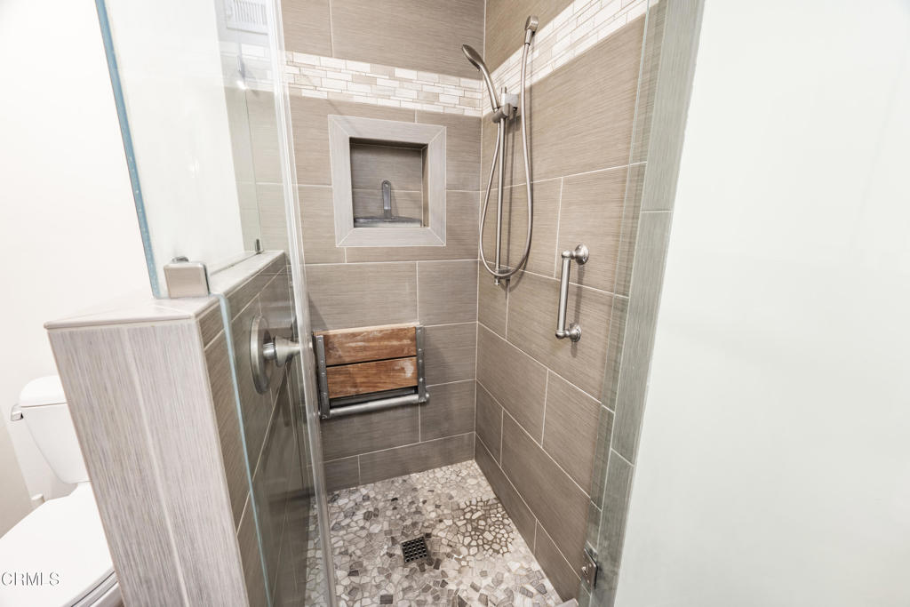 105 N Almansor Street 6