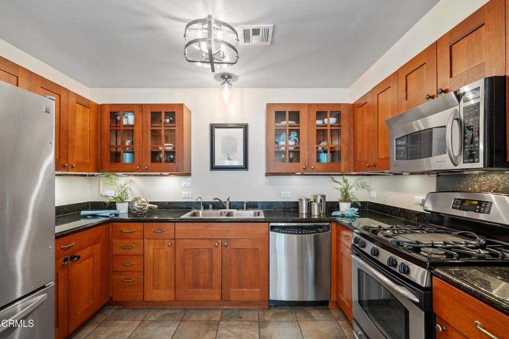 727 Meridian Avenue A