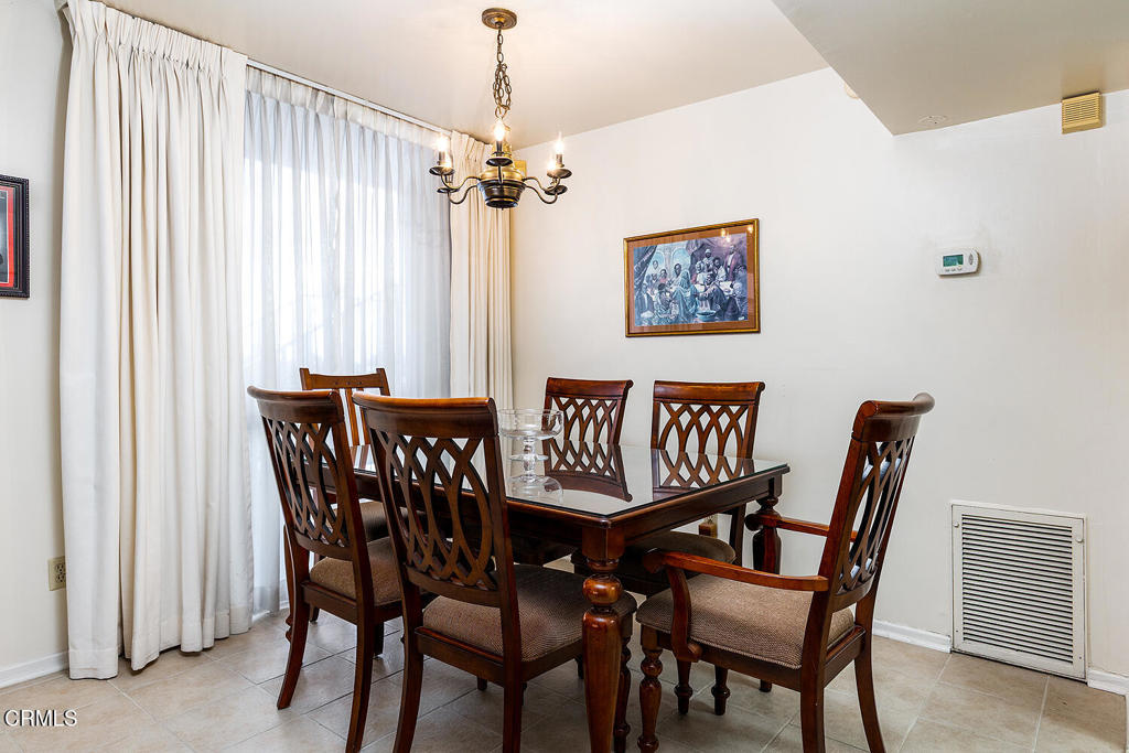 601 E Del Mar Boulevard 404