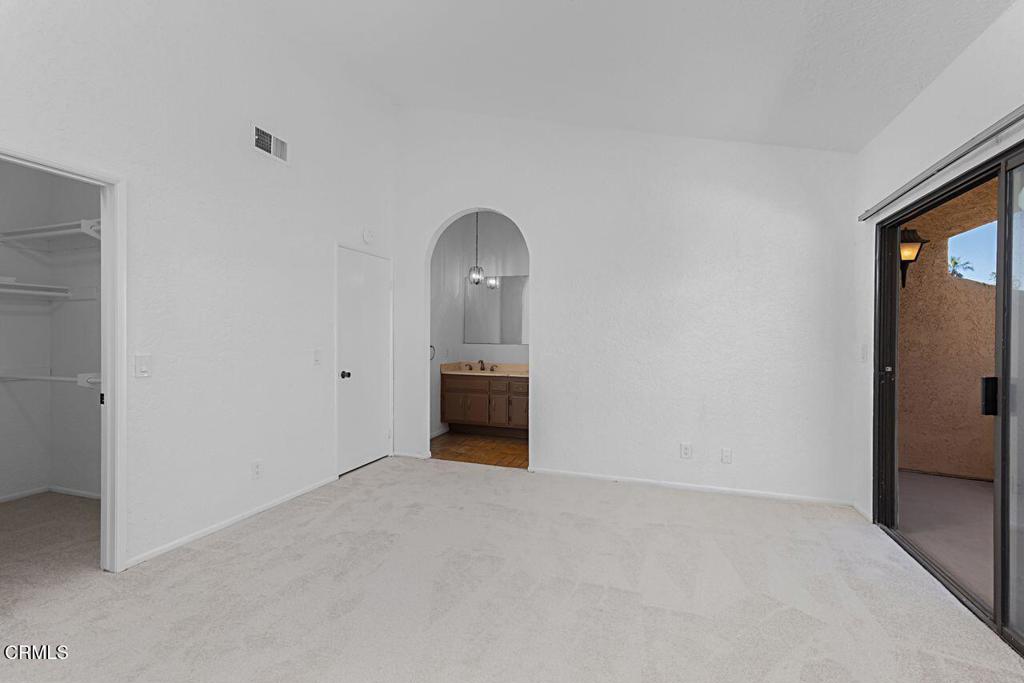 697 E California Boulevard 6