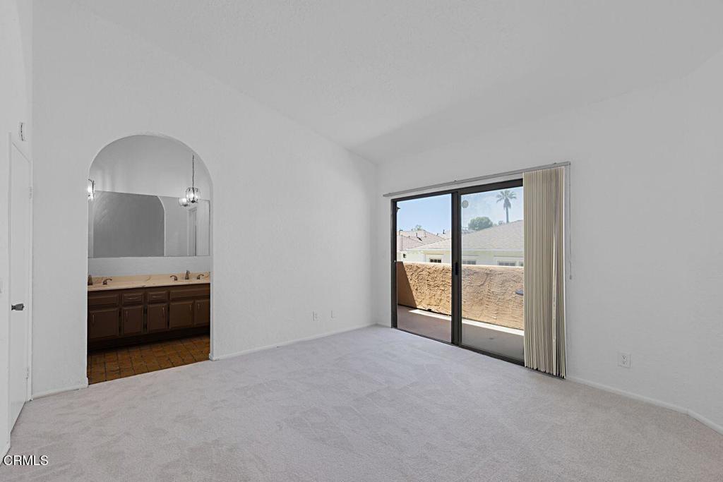 697 E California Boulevard 6