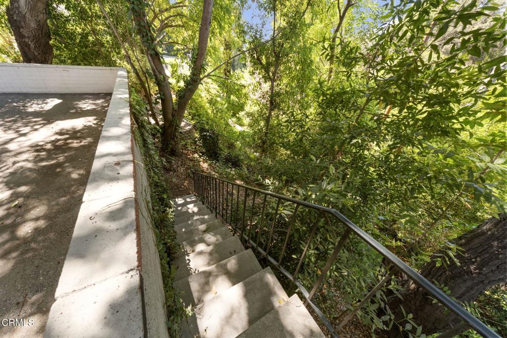 5 Kewen Place