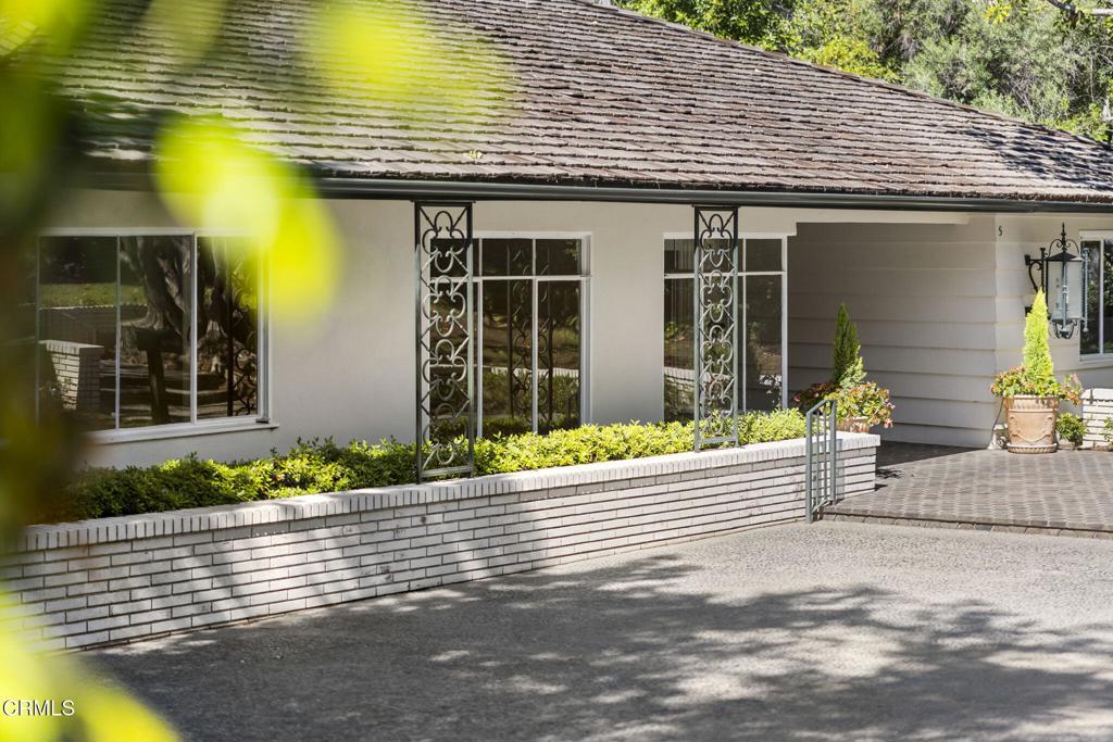 5 Kewen Place