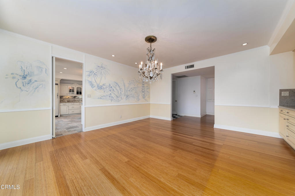 380 S Orange Grove Boulevard 12