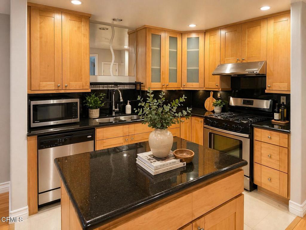 96 N Craig Avenue 13