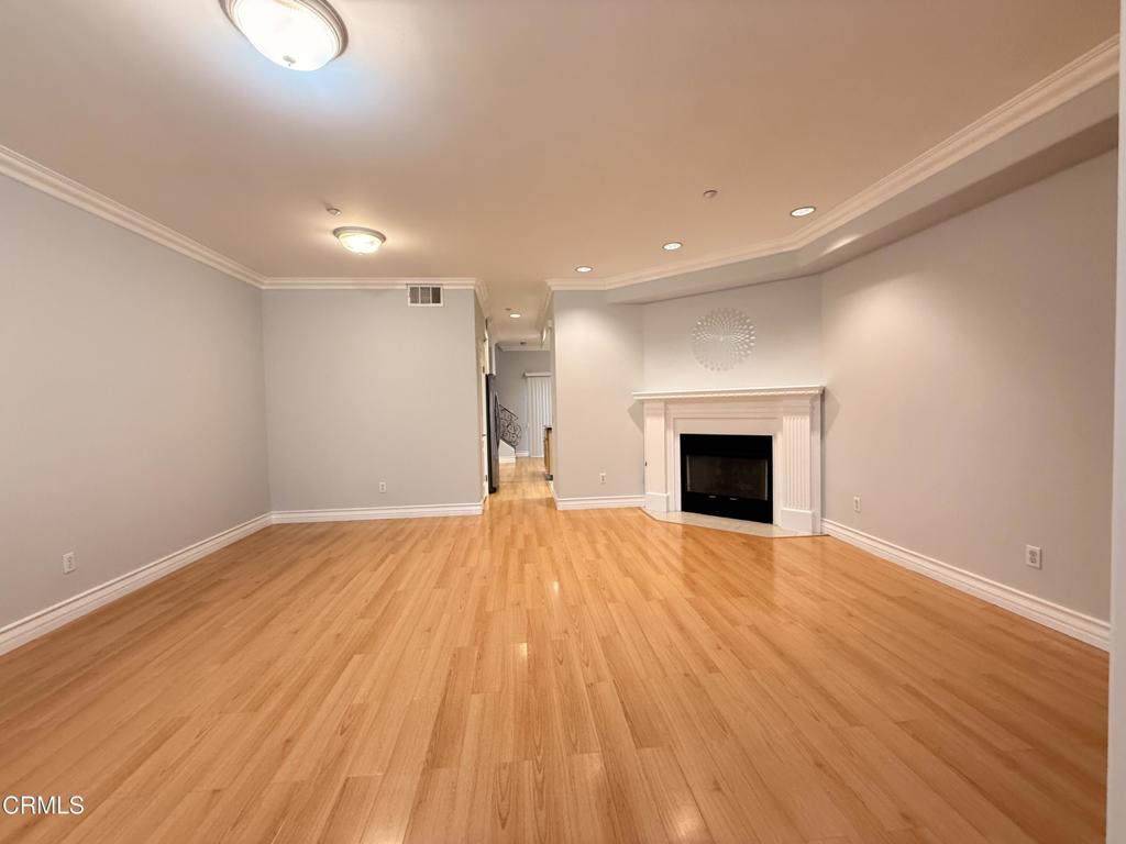 96 N Craig Avenue 13