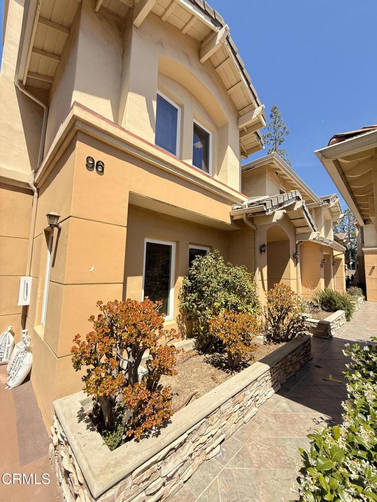 96 N Craig Avenue 13