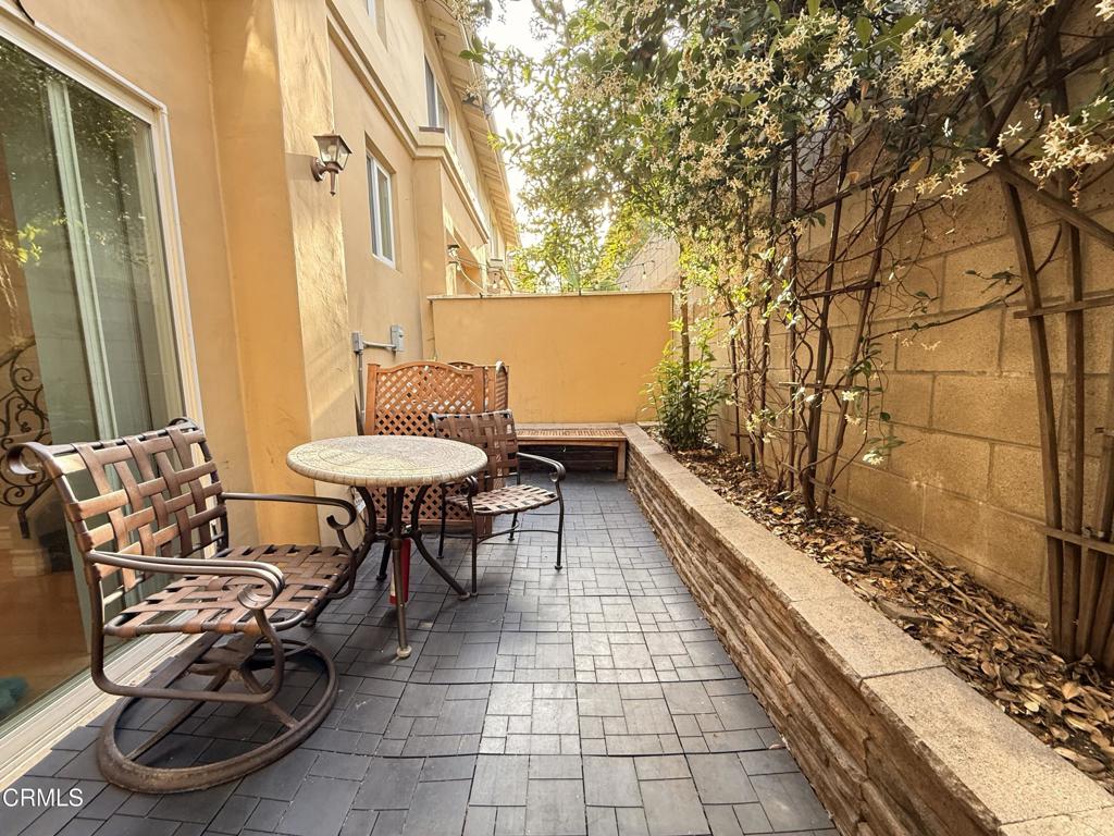 96 N Craig Avenue 13