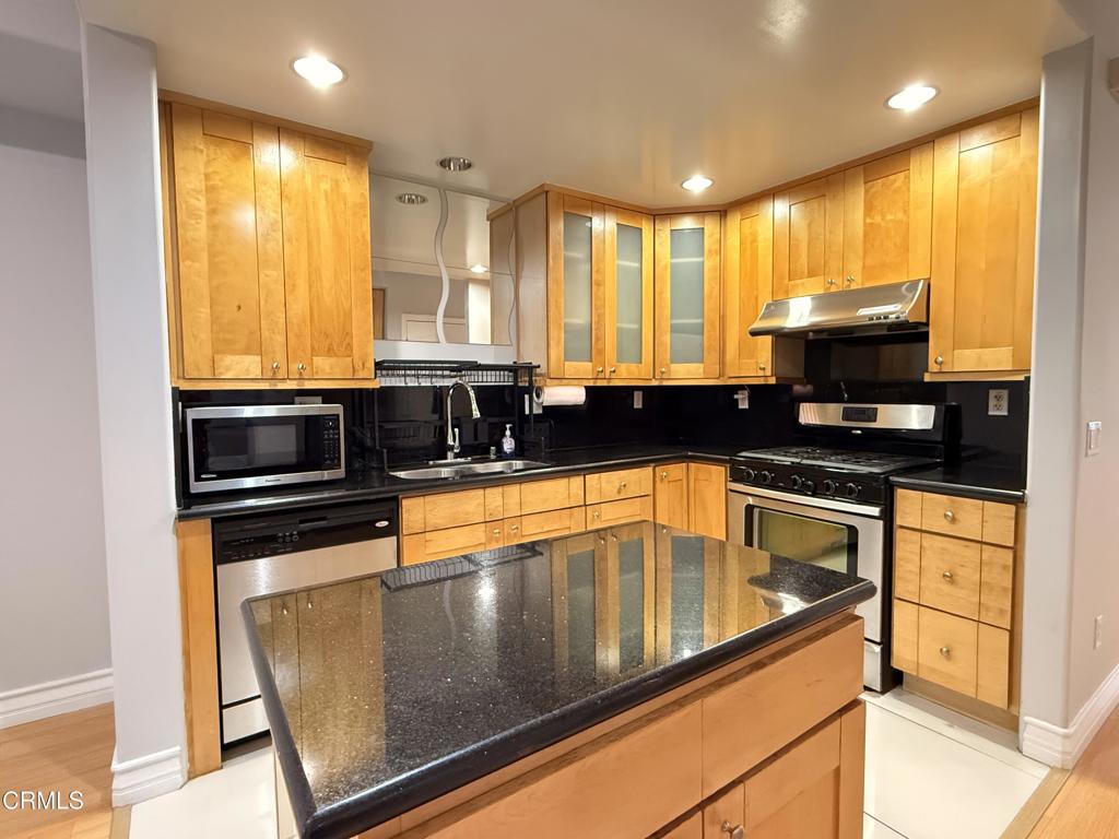 96 N Craig Avenue 13