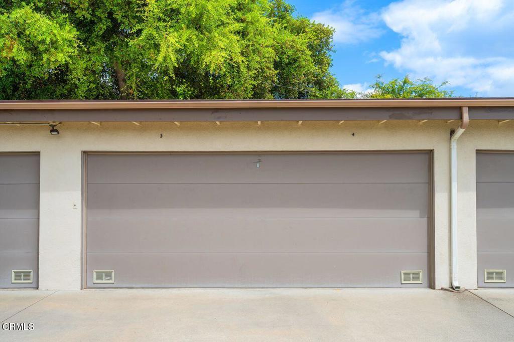 1040 S Orange Grove 1