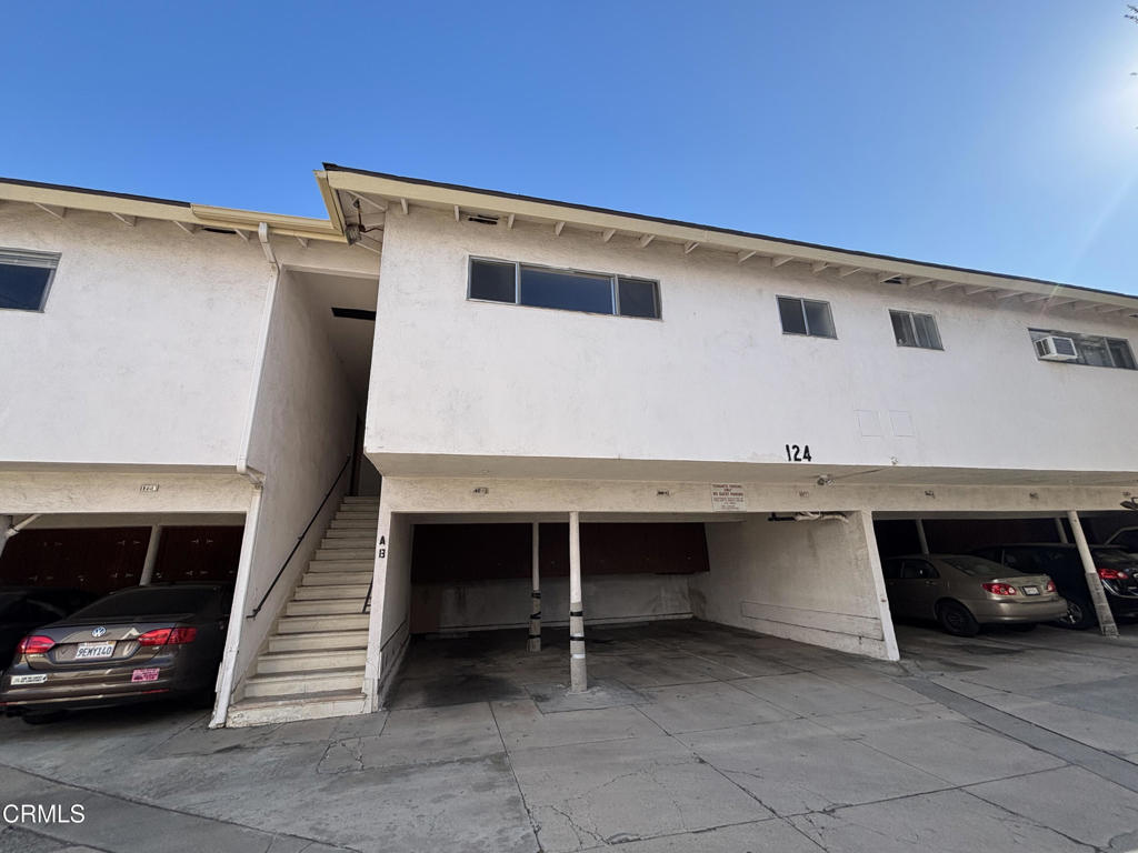 124 S Olive Avenue B