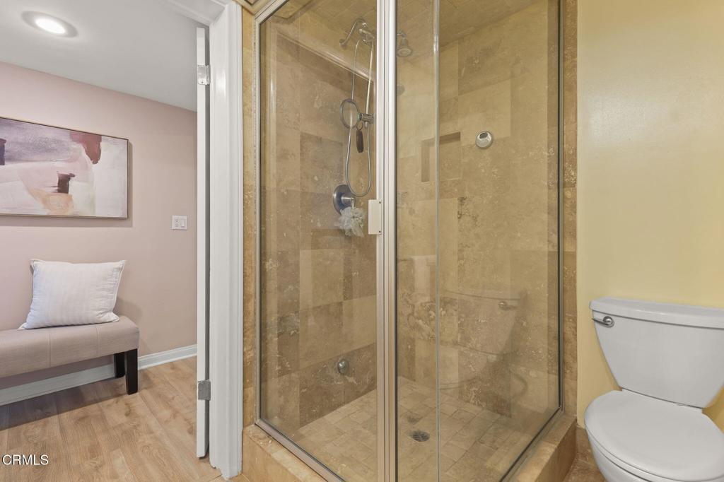 395 S Oakland Avenue 104