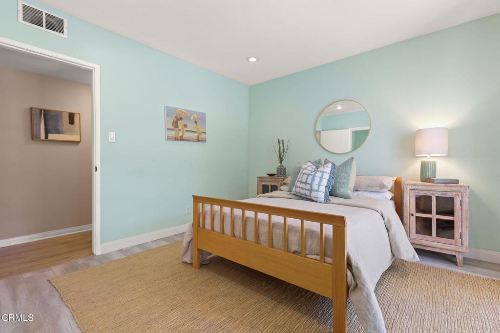 395 S Oakland Avenue 104