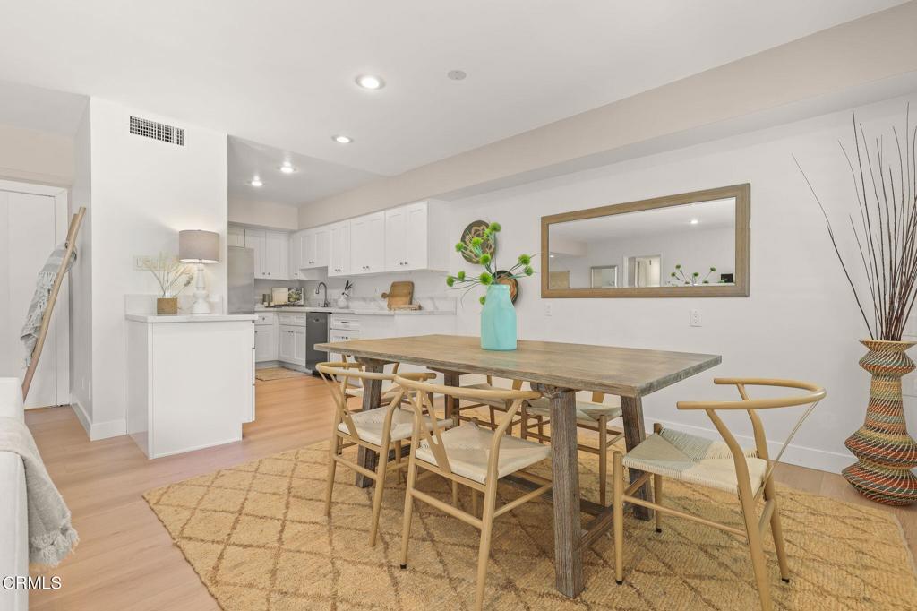 395 S Oakland Avenue 104