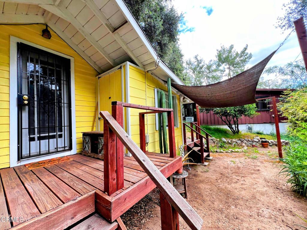 586 Los Rocas Drive