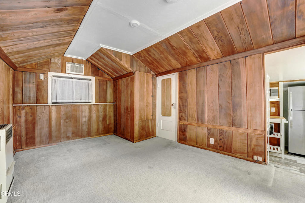 586 Los Rocas Drive
