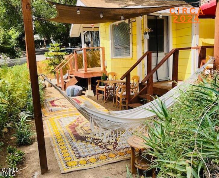 586 Los Rocas Drive