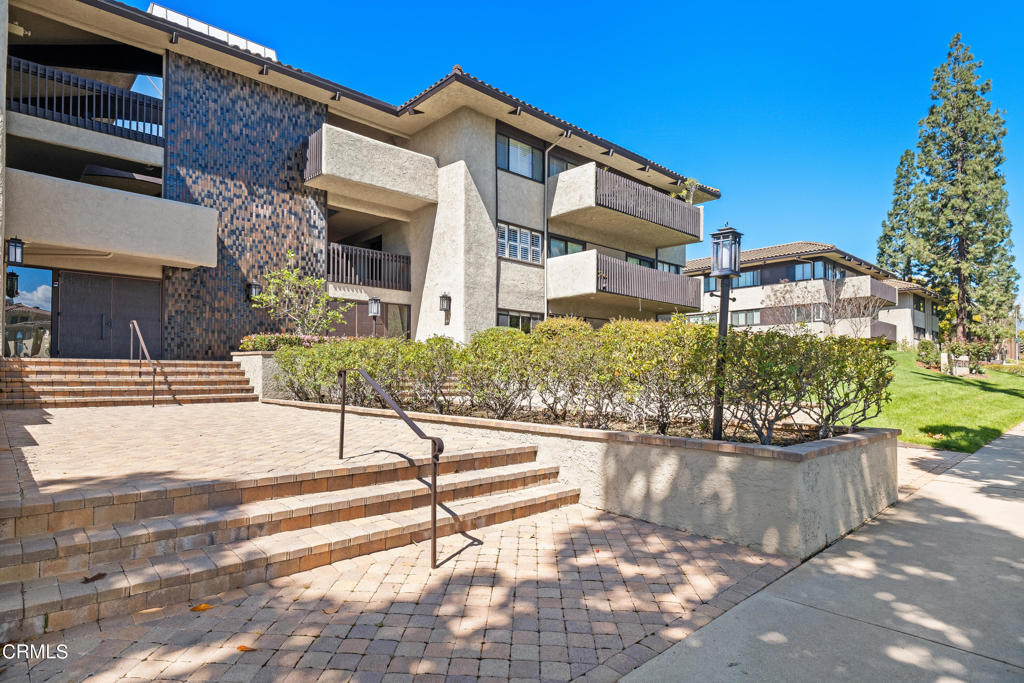 111 S Orange Grove Boulevard 309