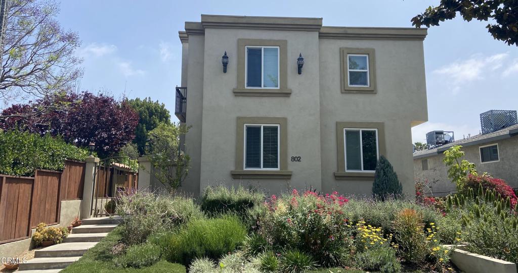 802 Magnolia Avenue 4